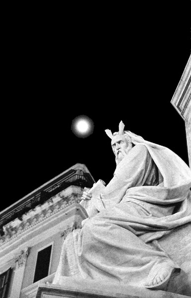 Un dieu au clair de lune